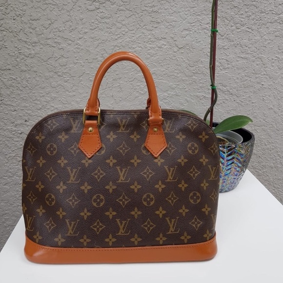 ‼️Sold ‼️100% Authentic Louis Vuitton Alma - Picture 1 of 13